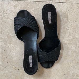 Barneys New York Black Raffia Woven Sandal 7.5